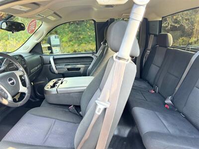 2010 GMC Sierra 1500 SLE  4x4 pickup Truck ! - Photo 15 - Gladstone, OR 97027