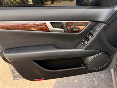 2014 Mercedes-Benz C 300 Sport 4MATIC - Photo 33 - Gladstone, OR 97027