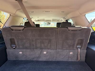 2018 Chevrolet Suburban LT  3rd row seats ! - Photo 40 - Gladstone, OR 97027