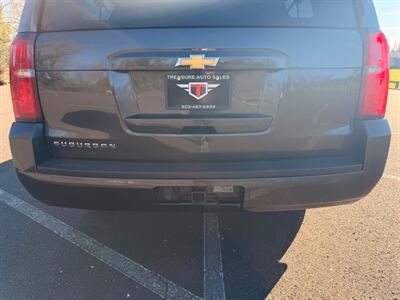 2018 Chevrolet Suburban LT  3rd row seats ! - Photo 30 - Gladstone, OR 97027