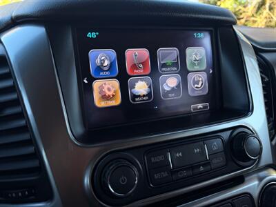 2018 Chevrolet Suburban LT  3rd row seats ! - Photo 65 - Gladstone, OR 97027