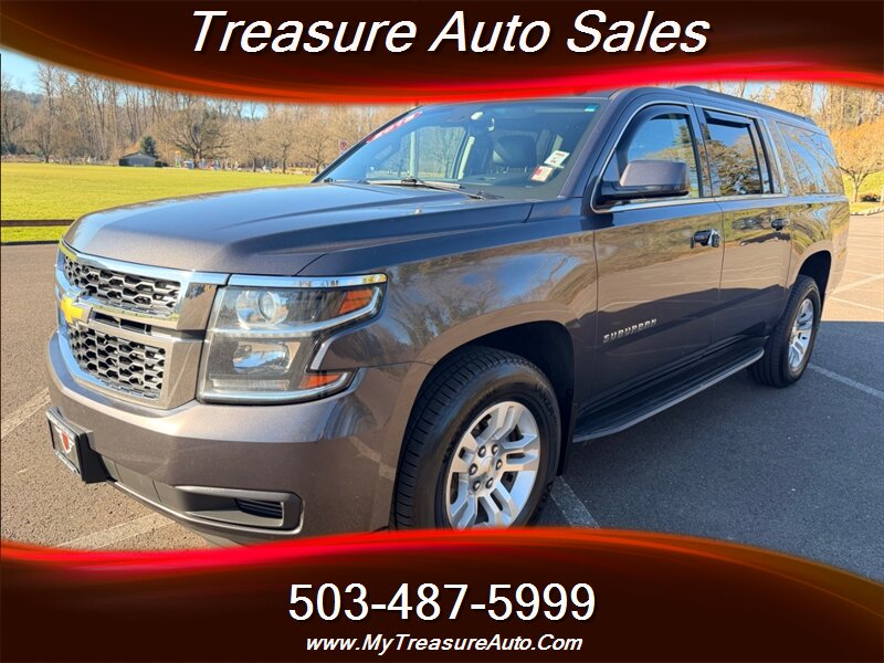 2018 Chevrolet Suburban LT  3rd row seats ! - Photo 1 - Gladstone, OR 97027