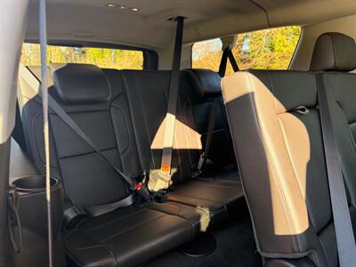 2018 Chevrolet Suburban LT  3rd row seats ! - Photo 37 - Gladstone, OR 97027