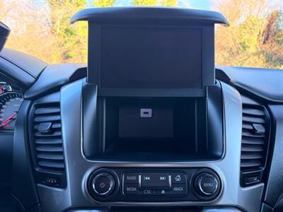 2018 Chevrolet Suburban LT  3rd row seats ! - Photo 62 - Gladstone, OR 97027