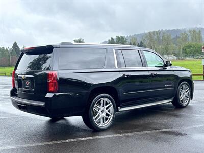 2015 Chevrolet Suburban LTZ  3rd row seats ! - Photo 6 - Gladstone, OR 97027