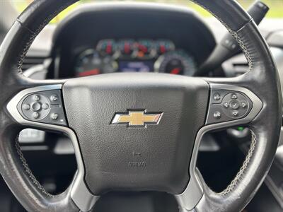 2015 Chevrolet Suburban LTZ  3rd row seats ! - Photo 40 - Gladstone, OR 97027