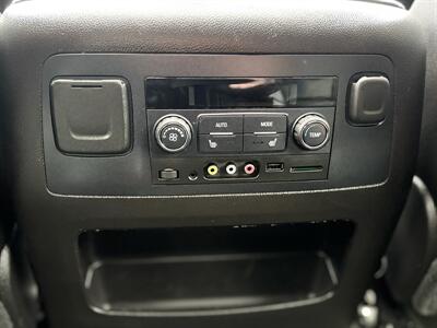 2015 Chevrolet Suburban LTZ  3rd row seats ! - Photo 17 - Gladstone, OR 97027