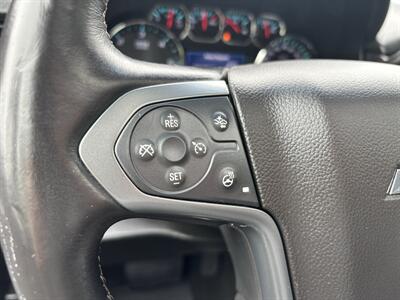 2015 Chevrolet Suburban LTZ  3rd row seats ! - Photo 41 - Gladstone, OR 97027