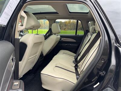 2014 Lincoln MKX AWD SUV - Photo 11 - Gladstone, OR 97027