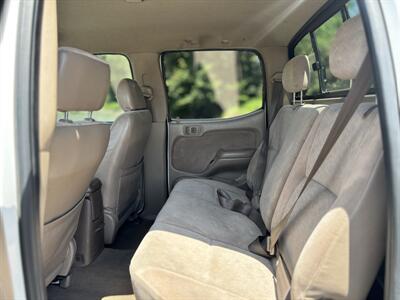 2004 Toyota Tacoma V6 4X4  Pickup Truck   - Photo 16 - Gladstone, OR 97027