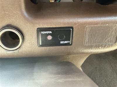 2004 Toyota Tacoma V6 4X4  Pickup Truck   - Photo 32 - Gladstone, OR 97027