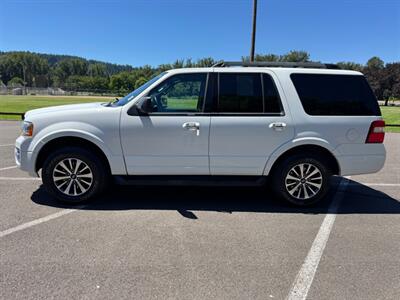 2017 Ford Expedition XLT SUV , 4X4  3rd rwo seats ! - Photo 2 - Gladstone, OR 97027