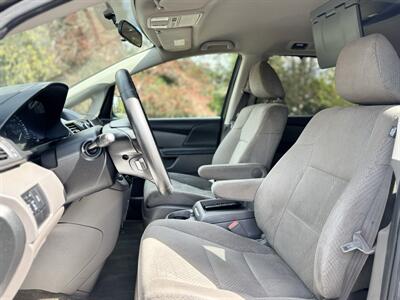 2015 Honda Odyssey EX Minivan ! Low Miles  Clean Title ! - Photo 13 - Gladstone, OR 97027