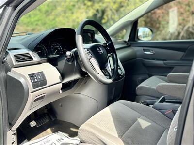 2015 Honda Odyssey EX Minivan ! Low Miles  Clean Title ! - Photo 10 - Gladstone, OR 97027