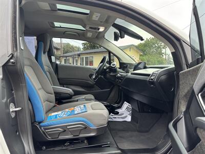 2017 BMW i3 94 Ah   - Photo 12 - Gladstone, OR 97027