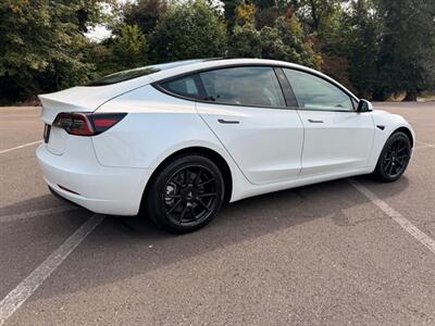 2022 Tesla Model 3 - Photo 5 - Gladstone, OR 97027