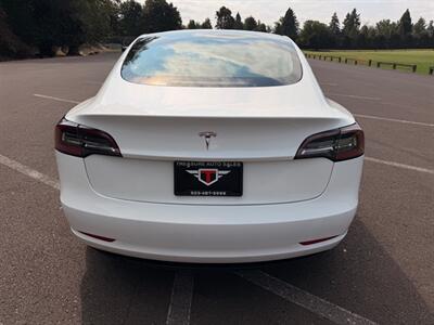 2022 Tesla Model 3 - Photo 4 - Gladstone, OR 97027