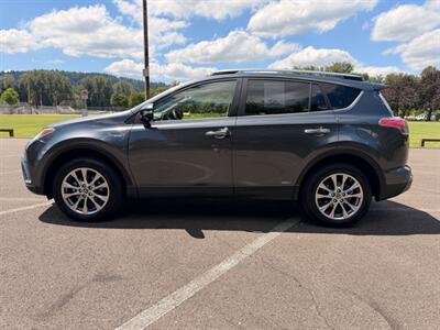 2017 Toyota RAV4 Hybrid Limited - Photo 2 - Gladstone, OR 97027