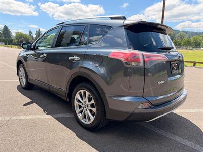 2017 Toyota RAV4 Hybrid Limited - Photo 3 - Gladstone, OR 97027