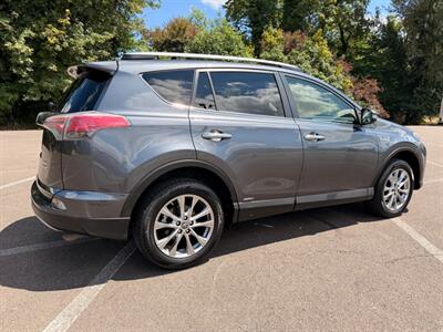 2017 Toyota RAV4 Hybrid Limited - Photo 5 - Gladstone, OR 97027