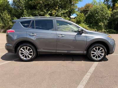 2017 Toyota RAV4 Hybrid Limited - Photo 6 - Gladstone, OR 97027