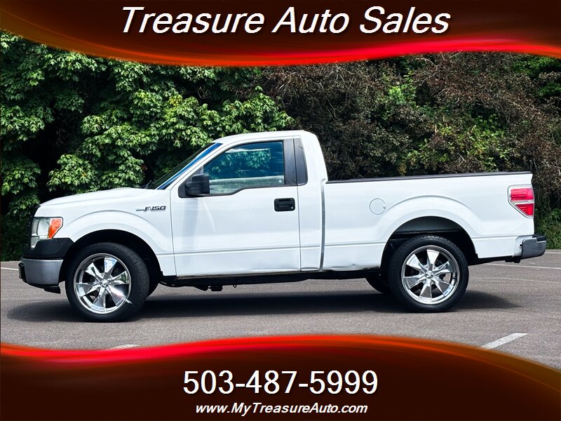 2010 Ford F-150 XL  Pickup Truck !