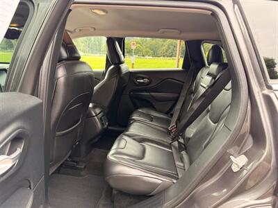 2016 Jeep Cherokee Limited - Photo 10 - Gladstone, OR 97027