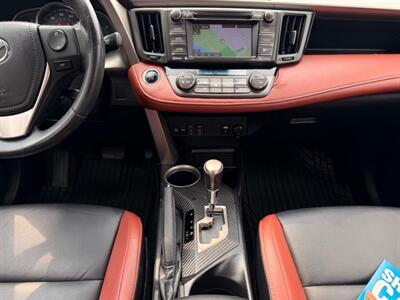 2015 Toyota RAV4 Limited AWD SUV   - Photo 19 - Gladstone, OR 97027