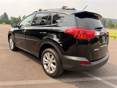 2015 Toyota RAV4 Limited AWD SUV   - Photo 3 - Gladstone, OR 97027