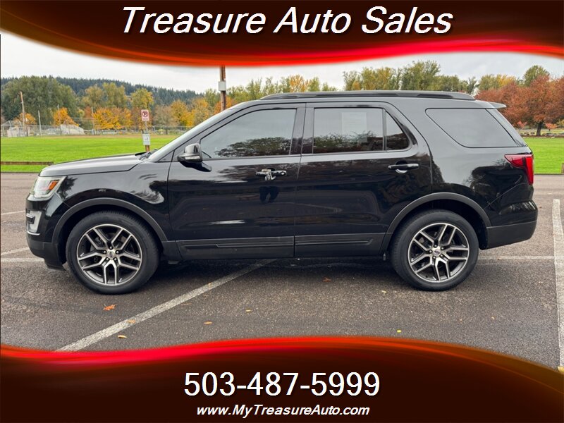 2016 Ford Explorer Sport  3rd row seats !