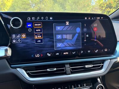 2024 Chevrolet Equinox EV LT - Photo 67 - Gladstone, OR 97027