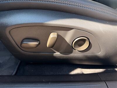 2024 Chevrolet Equinox EV LT - Photo 38 - Gladstone, OR 97027
