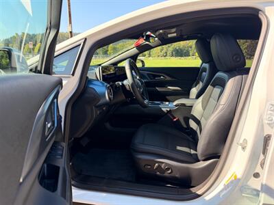 2024 Chevrolet Equinox EV LT - Photo 9 - Gladstone, OR 97027