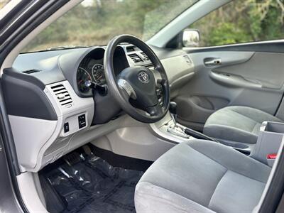 2013 Toyota Corolla LE  Low Miles , Gas Saver ! - Photo 9 - Gladstone, OR 97027