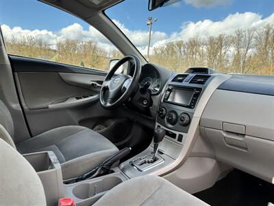 2013 Toyota Corolla LE  Low Miles , Gas Saver ! - Photo 18 - Gladstone, OR 97027