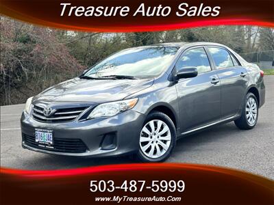2013 Toyota Corolla LE  Low Miles , Gas Saver ! Sedan
