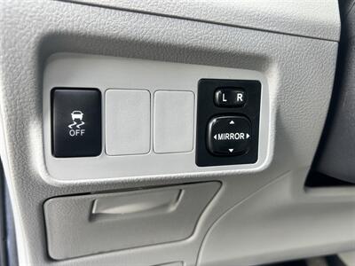 2013 Toyota Corolla LE  Low Miles , Gas Saver ! - Photo 10 - Gladstone, OR 97027