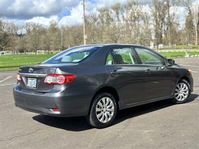 2013 Toyota Corolla LE  Low Miles , Gas Saver ! - Photo 13 - Gladstone, OR 97027
