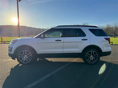 2016 Ford Explorer Sport   - Photo 2 - Gladstone, OR 97027