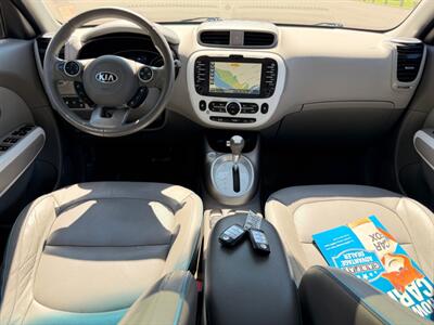 2016 Kia Soul EV Luxury   - Photo 60 - Gladstone, OR 97027