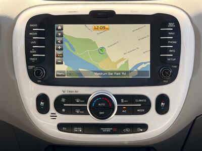 2016 Kia Soul EV Luxury   - Photo 62 - Gladstone, OR 97027