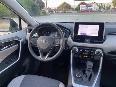 2024 Toyota RAV4 Hybrid XLE   - Photo 18 - Fremont, CA 94536