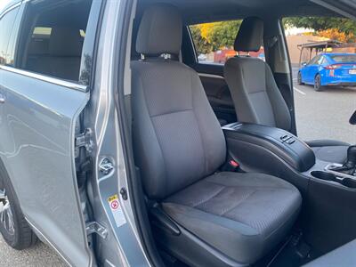 2018 Toyota Highlander LE - Photo 4 - Fremont, CA 94536