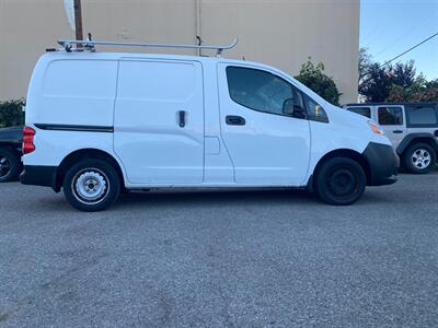 2015 Nissan NV SV   - Photo 11 - Fremont, CA 94536