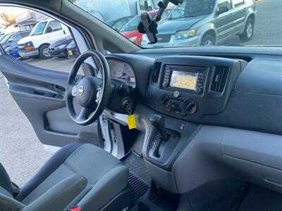 2015 Nissan NV SV   - Photo 12 - Fremont, CA 94536