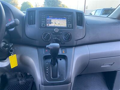 2015 Nissan NV SV   - Photo 32 - Fremont, CA 94536