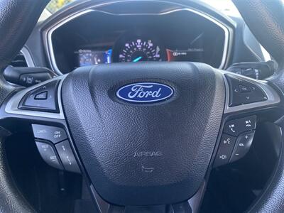2019 Ford Fusion Hybrid SE  1 Owner - Photo 19 - Fremont, CA 94536
