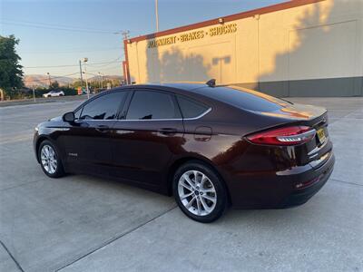 2019 Ford Fusion Hybrid SE  1 Owner - Photo 8 - Fremont, CA 94536
