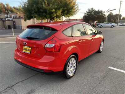 2012 Ford Focus SE   - Photo 23 - Fremont, CA 94536