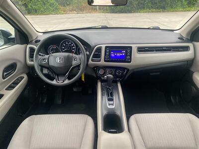 2018 Honda HR-V LX - Photo 2 - Fremont, CA 94536